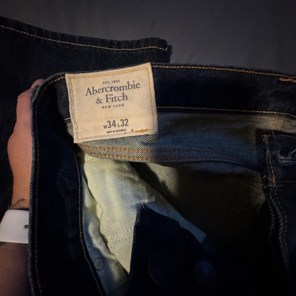 Abercrombie & Fitch Men's Classic Straight Jeans - Dark Blue - Picture 7 of 9